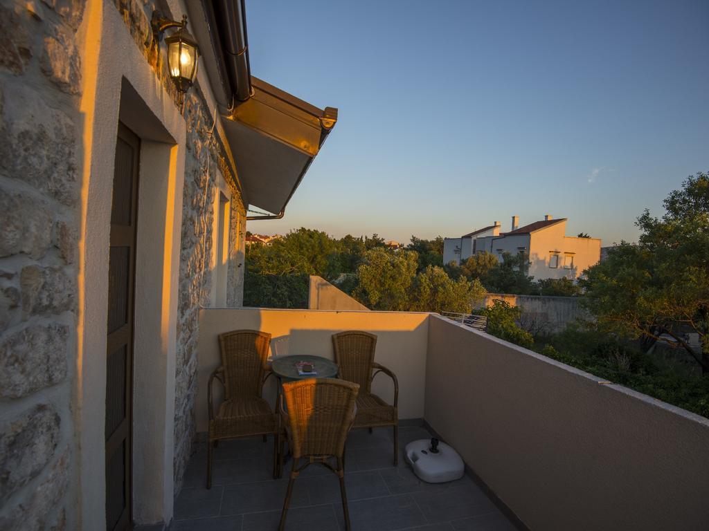 Apartments Punta Starigrad Paklenica Exterior foto