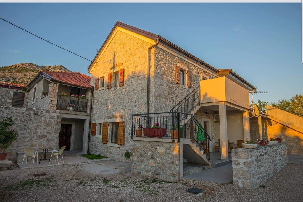 Apartments Punta Starigrad Paklenica Exterior foto