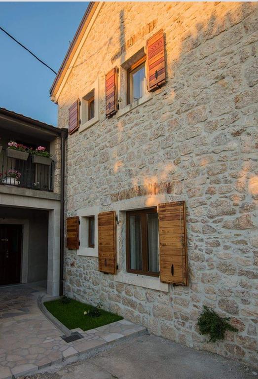 Apartments Punta Starigrad Paklenica Exterior foto